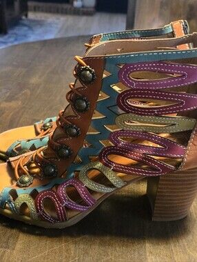 L'Artiste Artdeco Leather Cutout Heeled Gladiator Sandals Boho Multicolor SZ 40